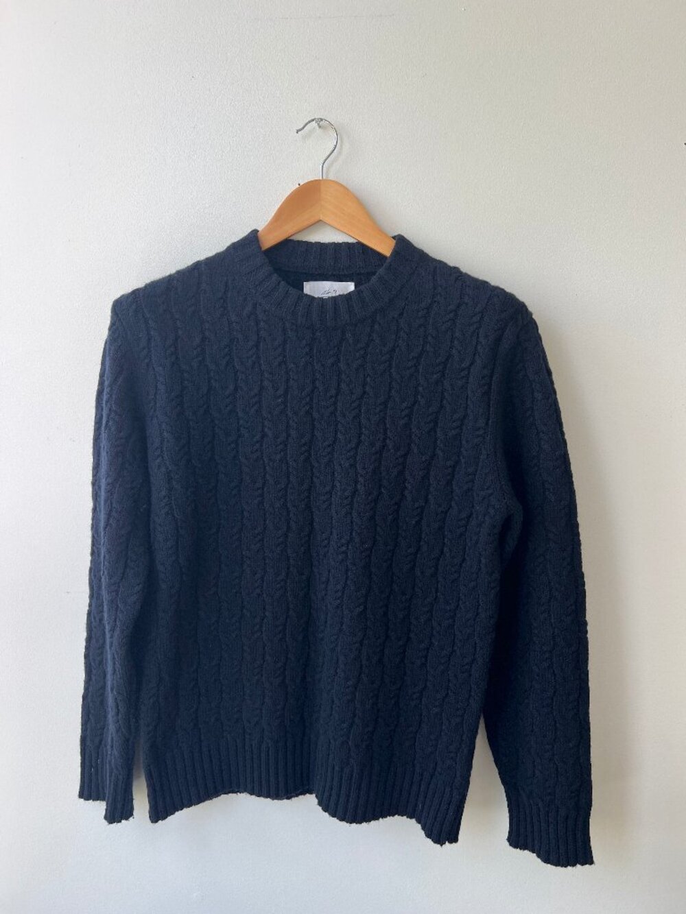 Mr P Men’s Medium Navy Cable Knit 100% Wool Crewneck Sweater Made in UK